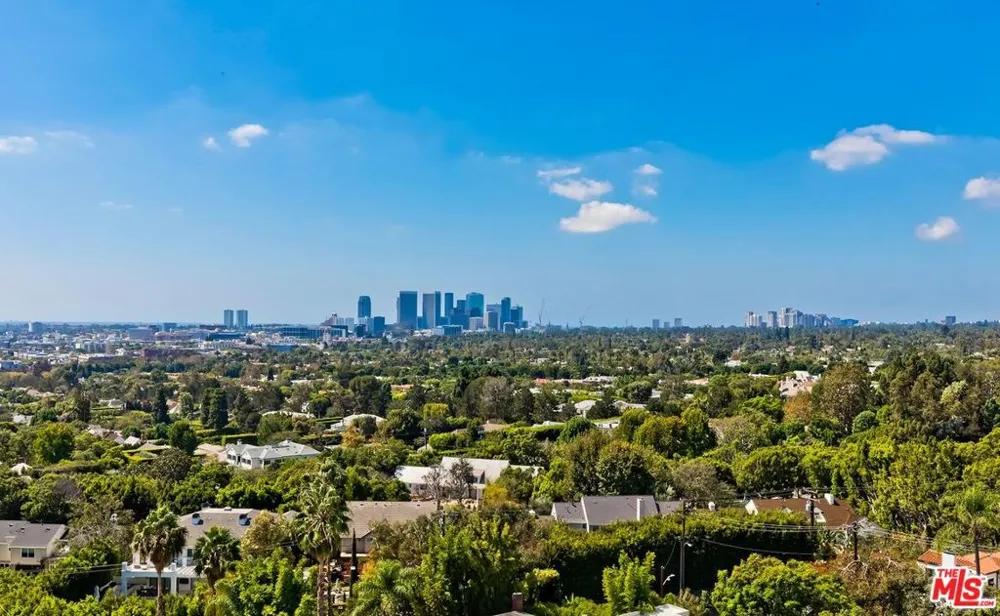 999 Doheny Drive #1012 West Hollywood, CA 90069
