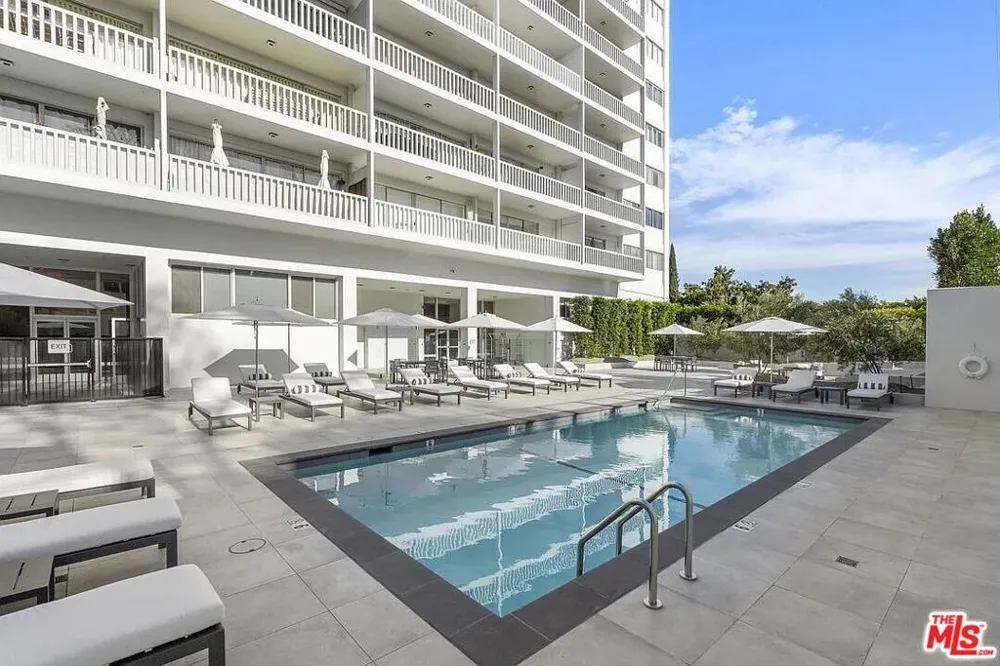 999 Doheny Drive #1012 West Hollywood, CA 90069