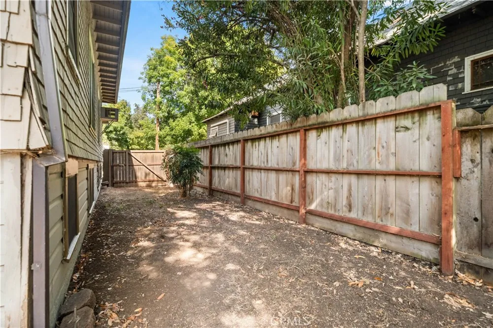 1926 Broadway Chico, CA 95928