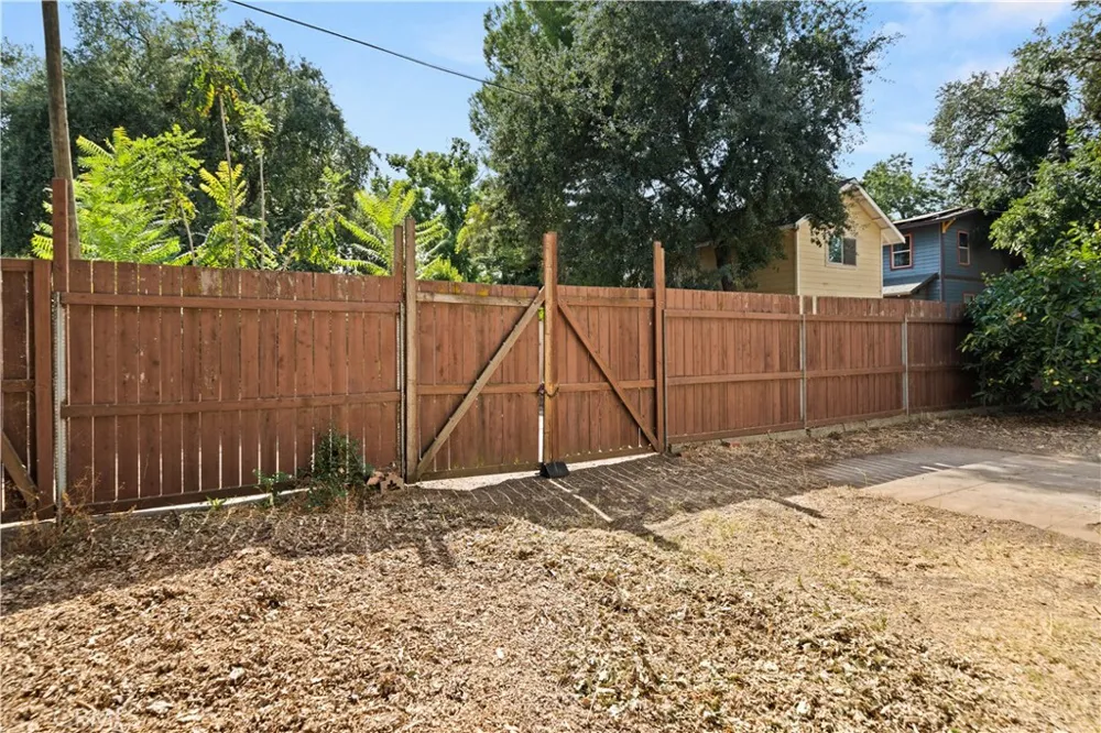 1926 Broadway Chico, CA 95928