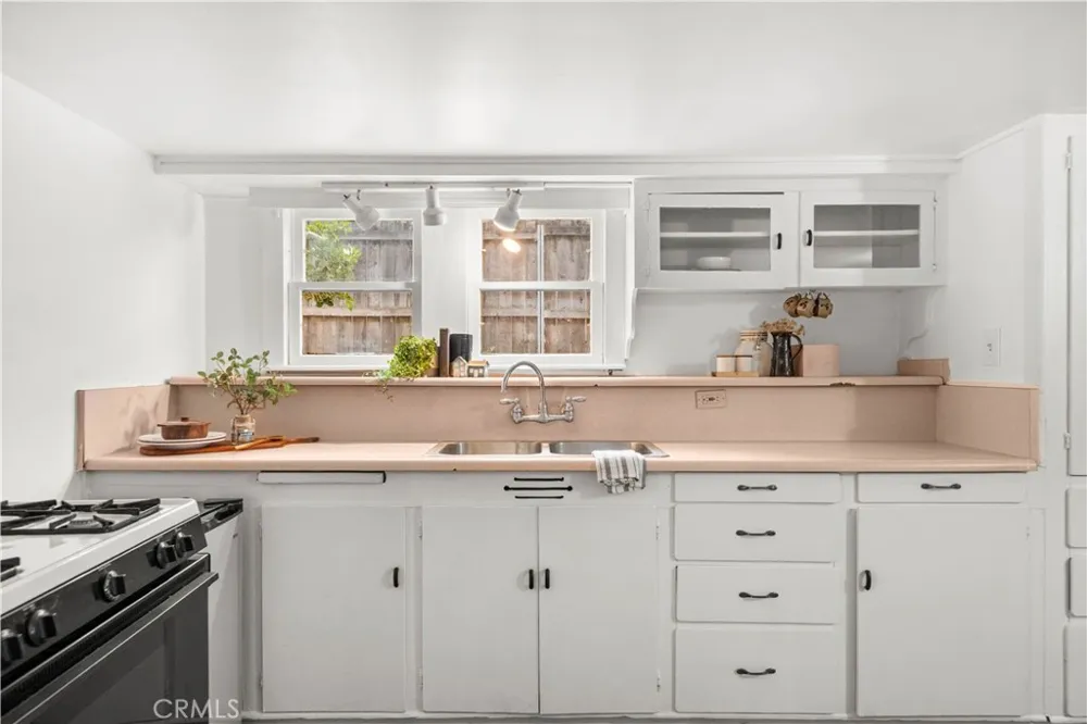 1926 Broadway Chico, CA 95928
