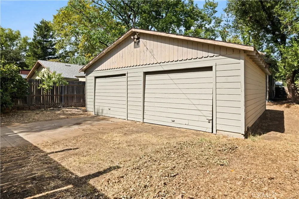 1926 Broadway Chico, CA 95928