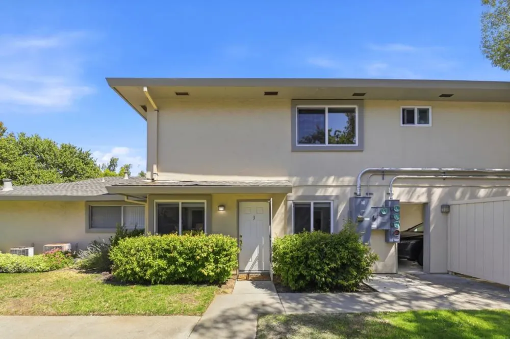 2320 Samaritan Place #3 San Jose, CA 95124