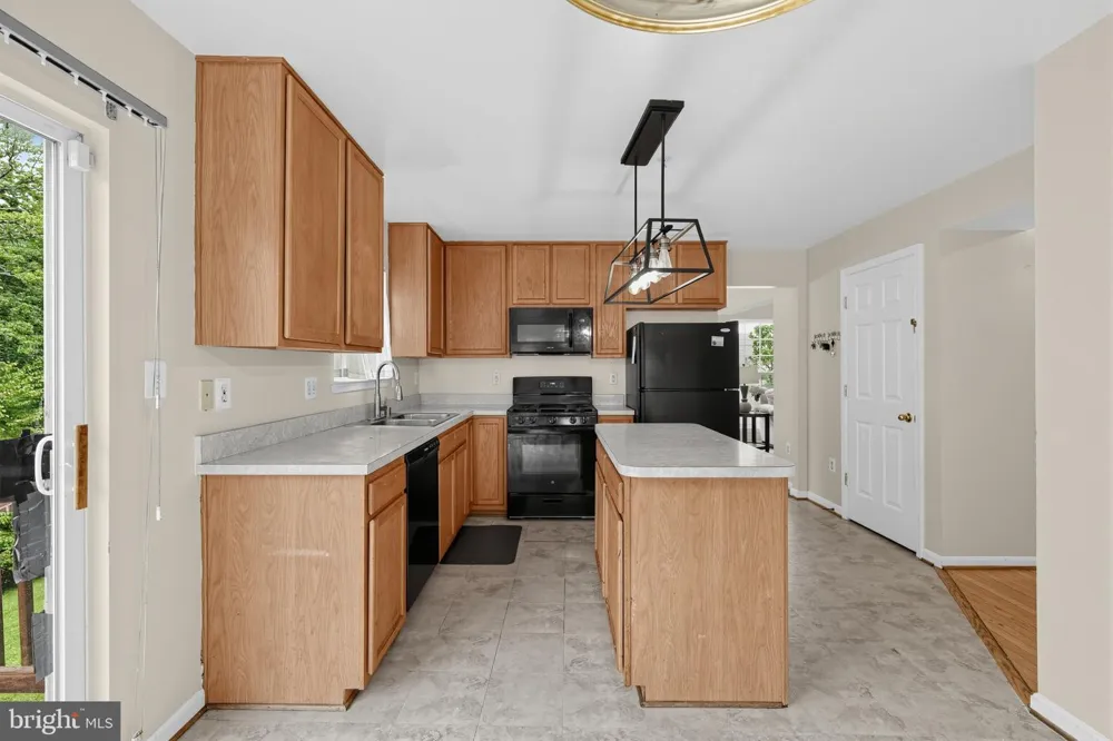 7100 STARBOARD DRIVE District Heights, MD 20747