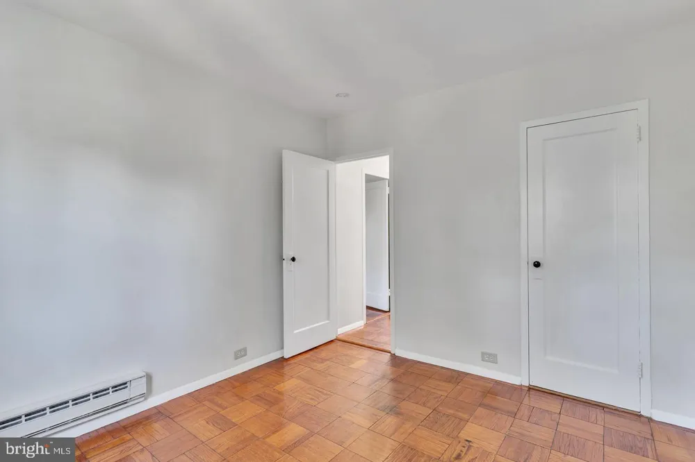 3316 VALLEY DRIVE Alexandria, VA 22302