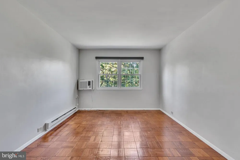 3316 VALLEY DRIVE Alexandria, VA 22302