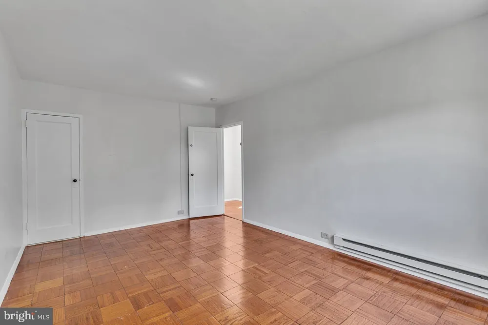 3316 VALLEY DRIVE Alexandria, VA 22302