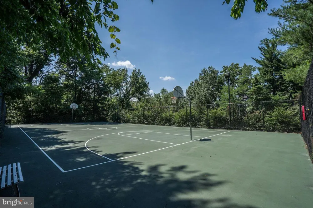 3316 VALLEY DRIVE Alexandria, VA 22302