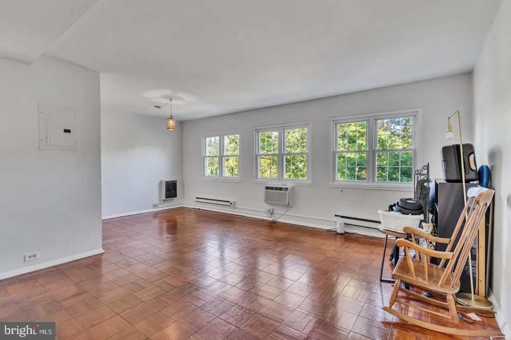 3316 VALLEY DRIVE Alexandria, VA 22302