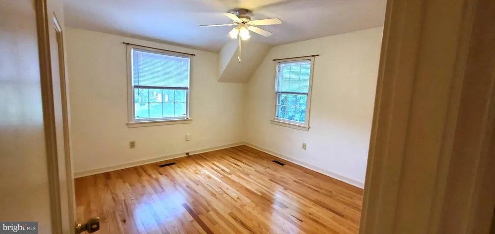 211 WOOD STREET Harrisburg, PA 17109
