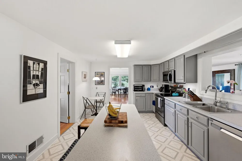 394 OLD BALTIMORE ROAD Winchester, VA 22603