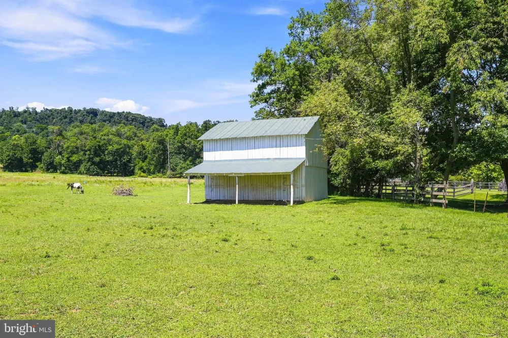 394 OLD BALTIMORE ROAD Winchester, VA 22603