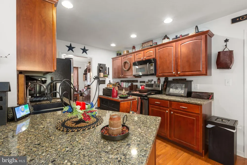 9140 MULLEN ROAD King George, VA 22485