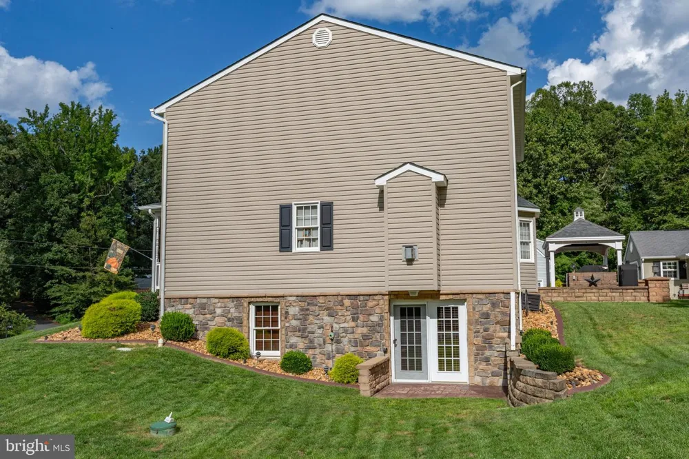 9140 MULLEN ROAD King George, VA 22485