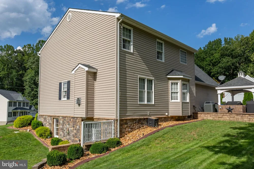 9140 MULLEN ROAD King George, VA 22485