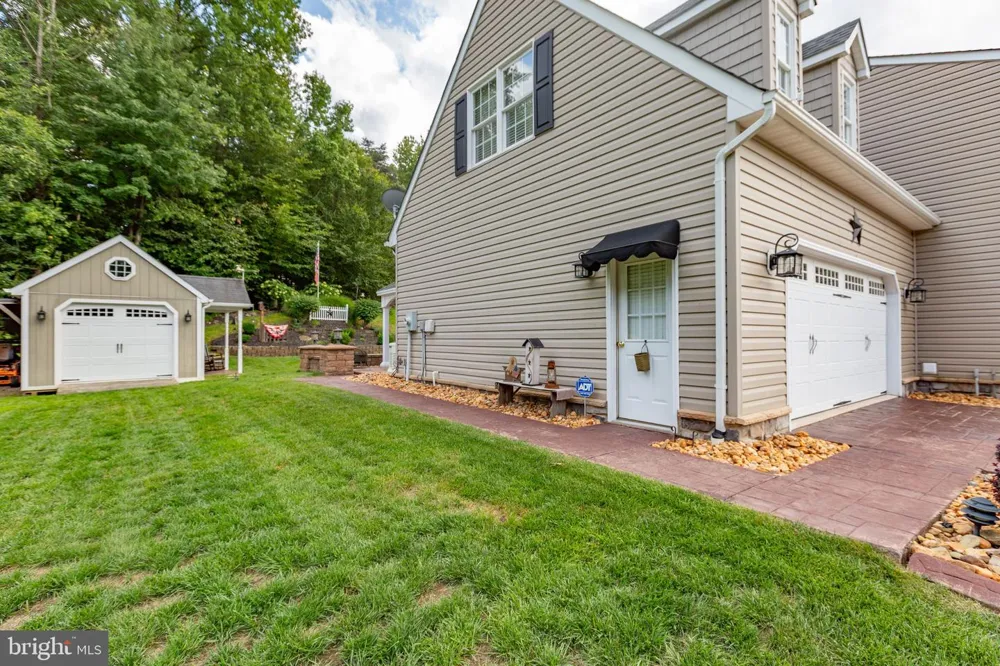 9140 MULLEN ROAD King George, VA 22485