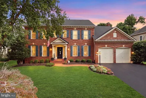 43332 SUGARBUSH COURT