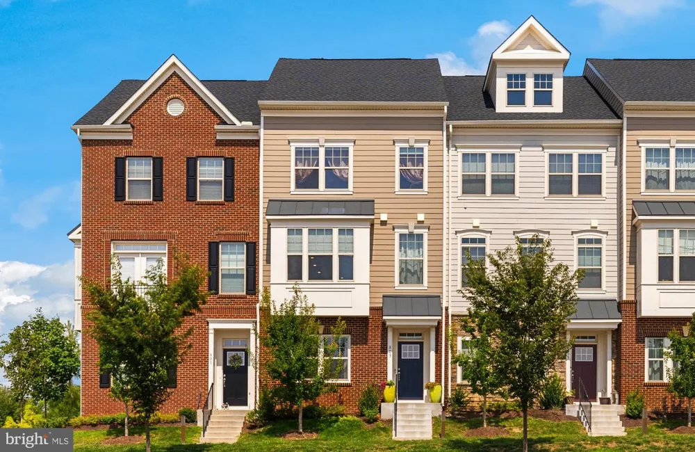803 SAWBACK SQUARE NE Leesburg, VA 20176
