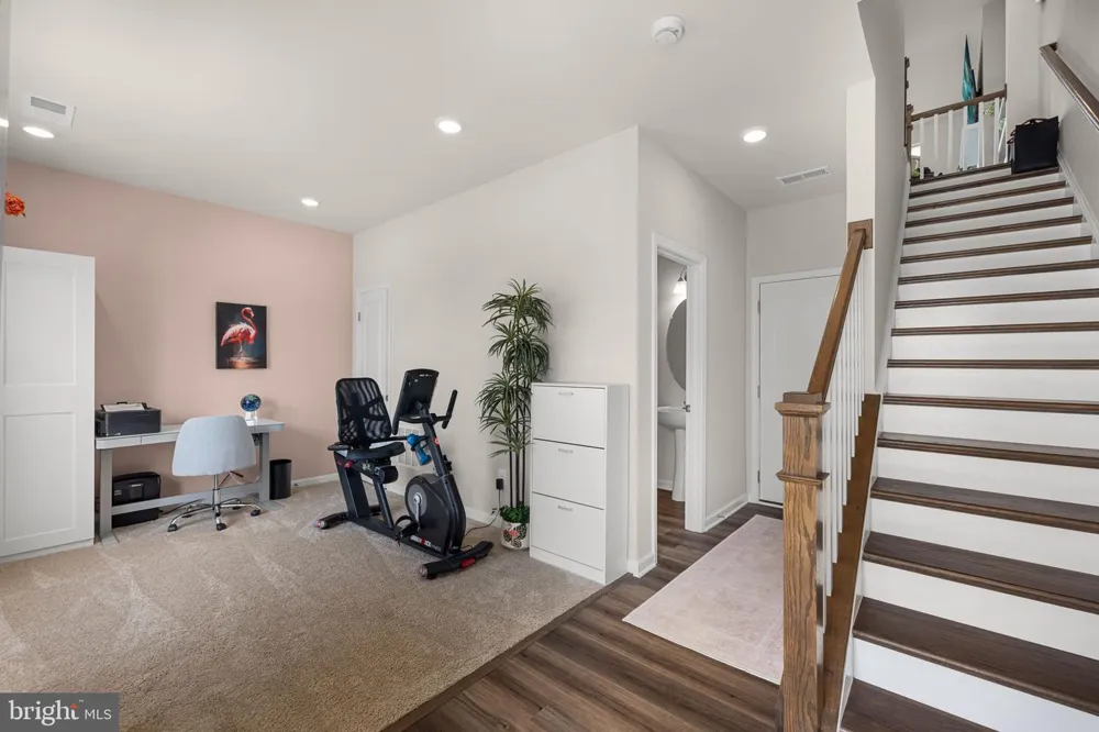 803 SAWBACK SQUARE NE Leesburg, VA 20176