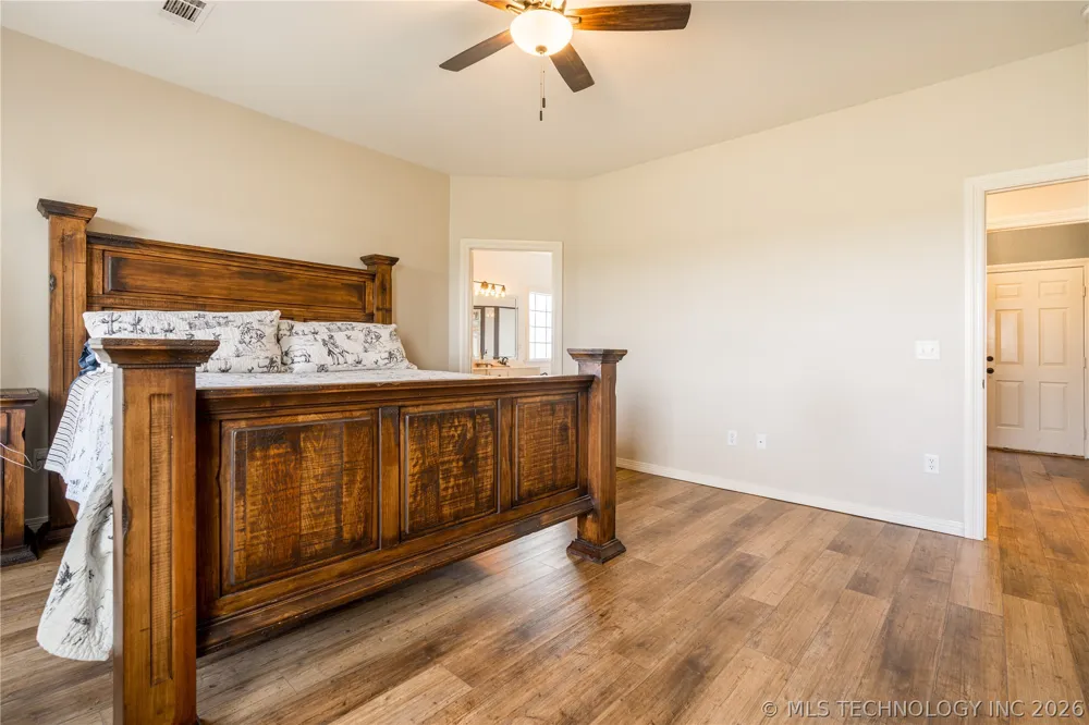 1683 Robinson Road Bokchito, OK 74726