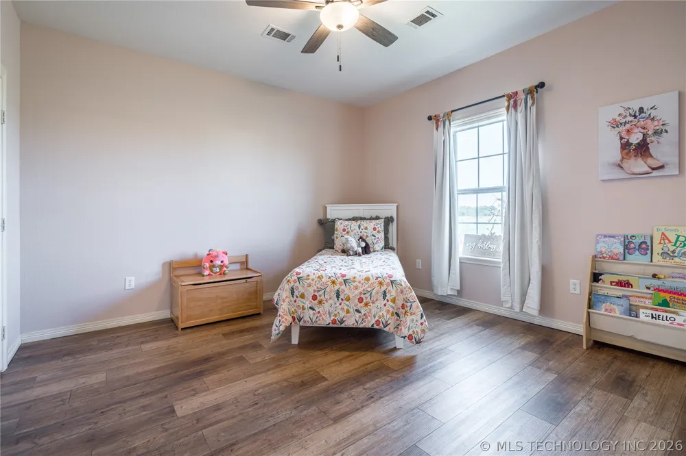 1683 Robinson Road Bokchito, OK 74726