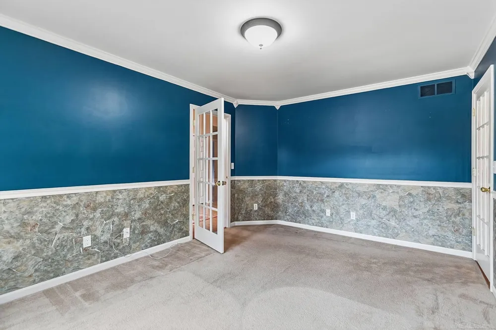 28754 Coleridge Street Harrison Charter Township, MI 48045