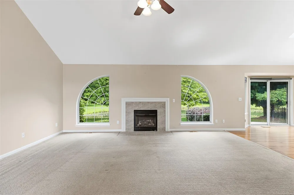 28754 Coleridge Street Harrison Charter Township, MI 48045
