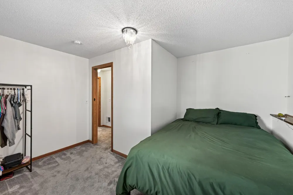 998 99th Lane NE Blaine, MN 55434