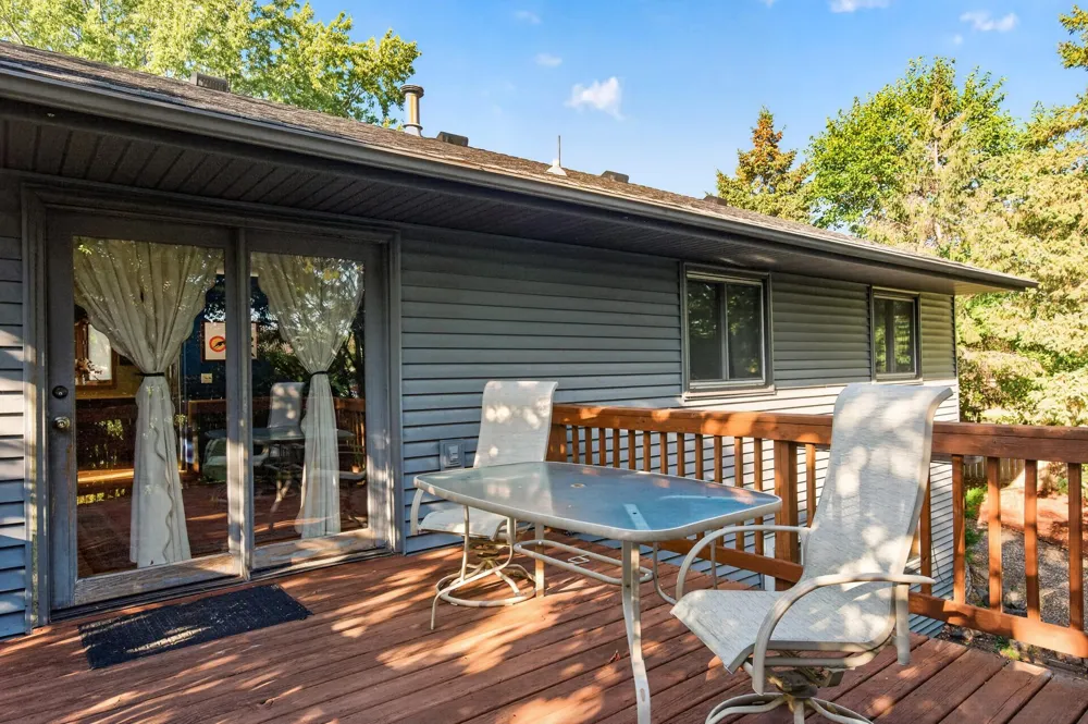 998 99th Lane NE Blaine, MN 55434