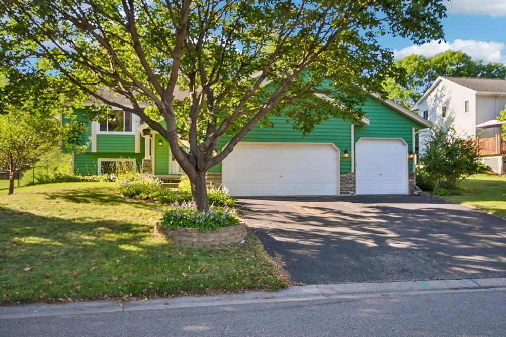 5448 187th Street W Farmington, MN 55024