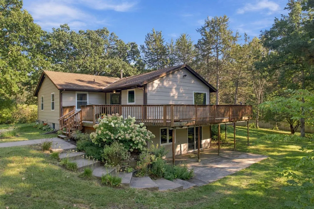 20350 Jewel Avenue Forest Lake, MN 55025