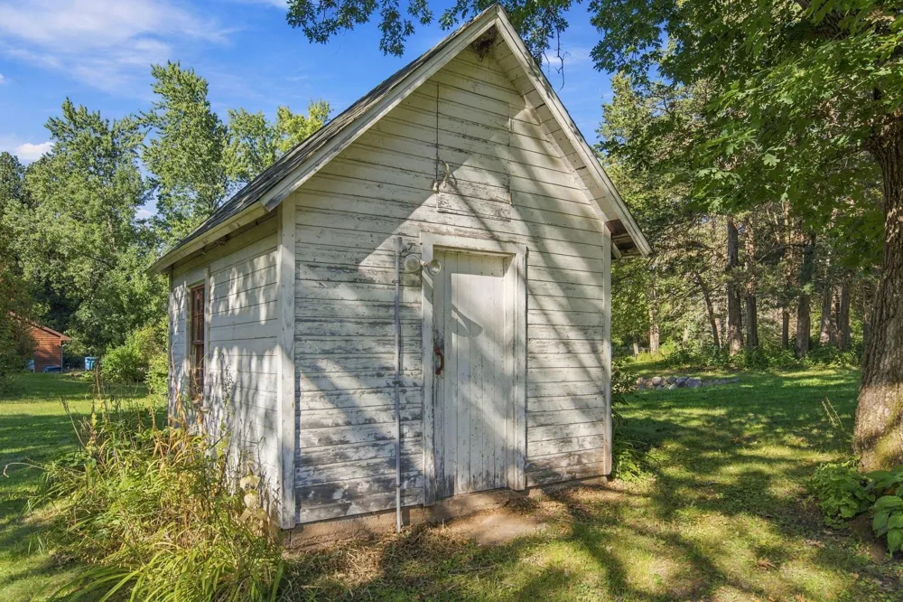 20350 Jewel Avenue Forest Lake, MN 55025