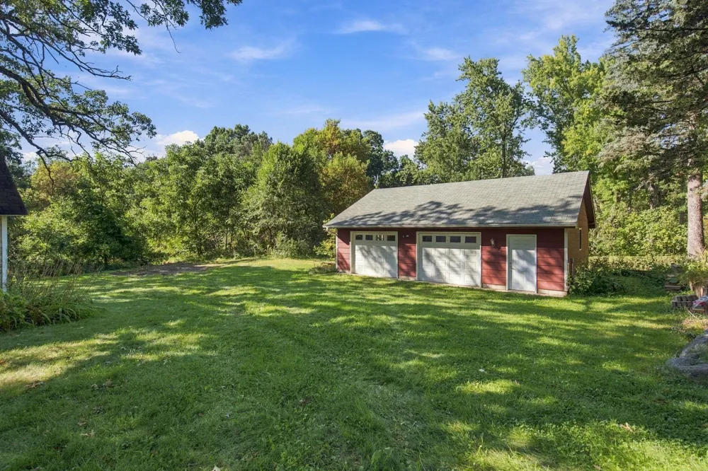20350 Jewel Avenue Forest Lake, MN 55025
