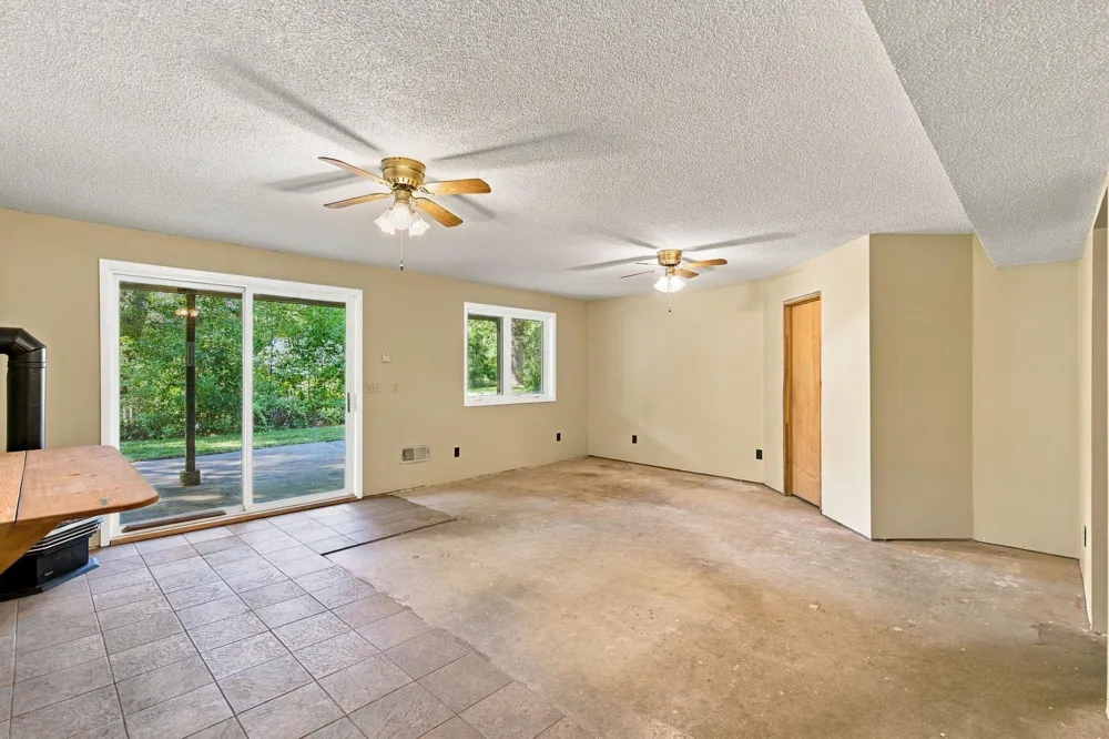 20350 Jewel Avenue Forest Lake, MN 55025