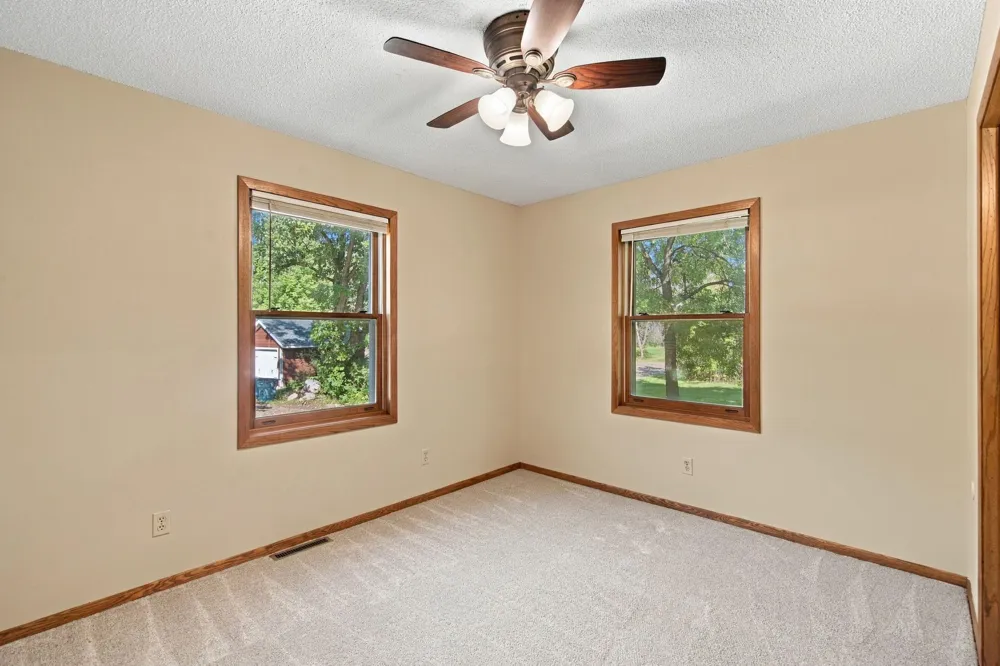 20350 Jewel Avenue Forest Lake, MN 55025