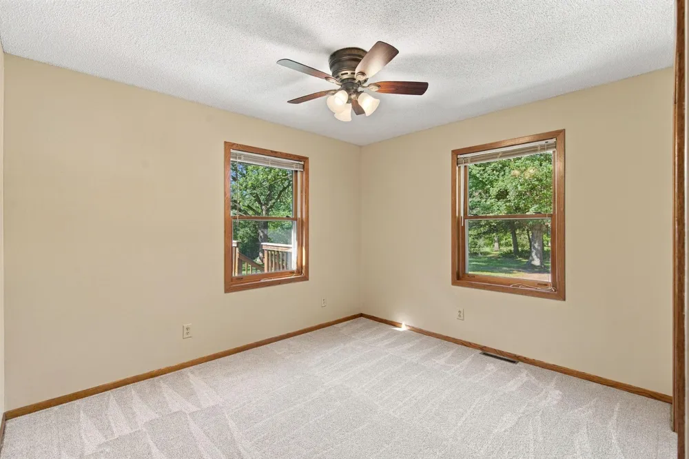 20350 Jewel Avenue Forest Lake, MN 55025