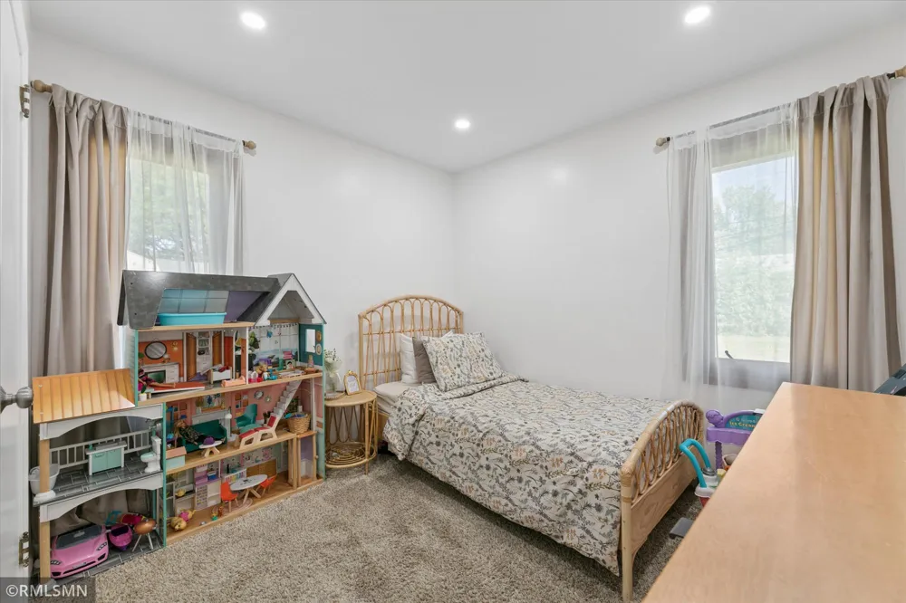 8635 Colfax Avenue S Bloomington, MN 55420