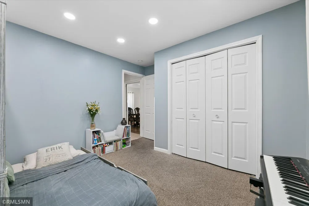 8635 Colfax Avenue S Bloomington, MN 55420