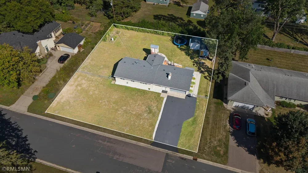 8635 Colfax Avenue S Bloomington, MN 55420