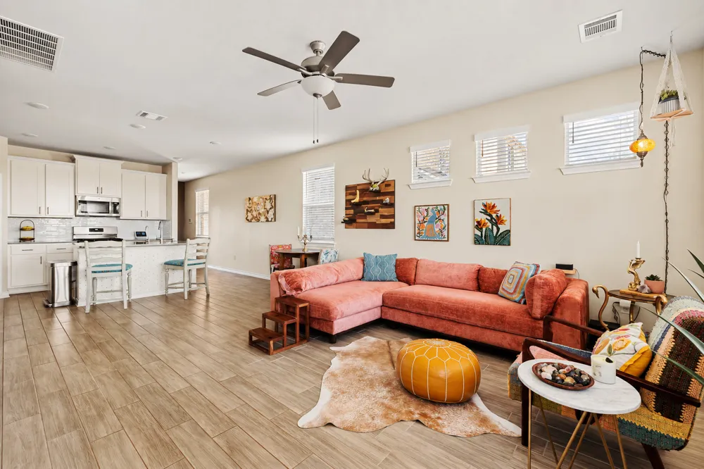 862 Pepperbark Loop Buda, TX 78610