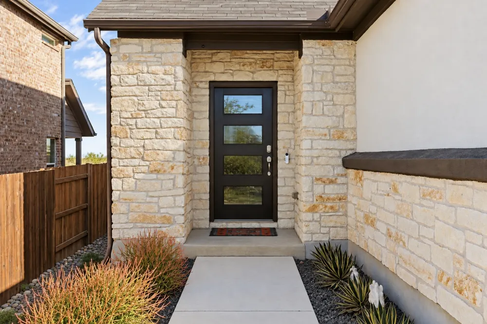 862 Pepperbark Loop Buda, TX 78610
