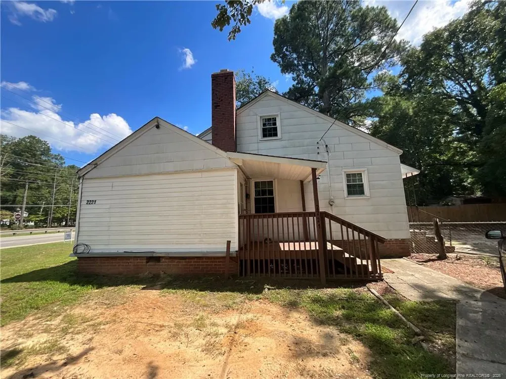 2221 Bragg Boulevard Fayetteville, NC 28303