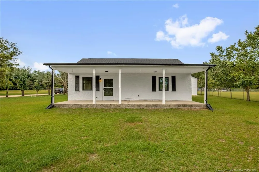 721 Cope Rd Red Springs, NC 28377