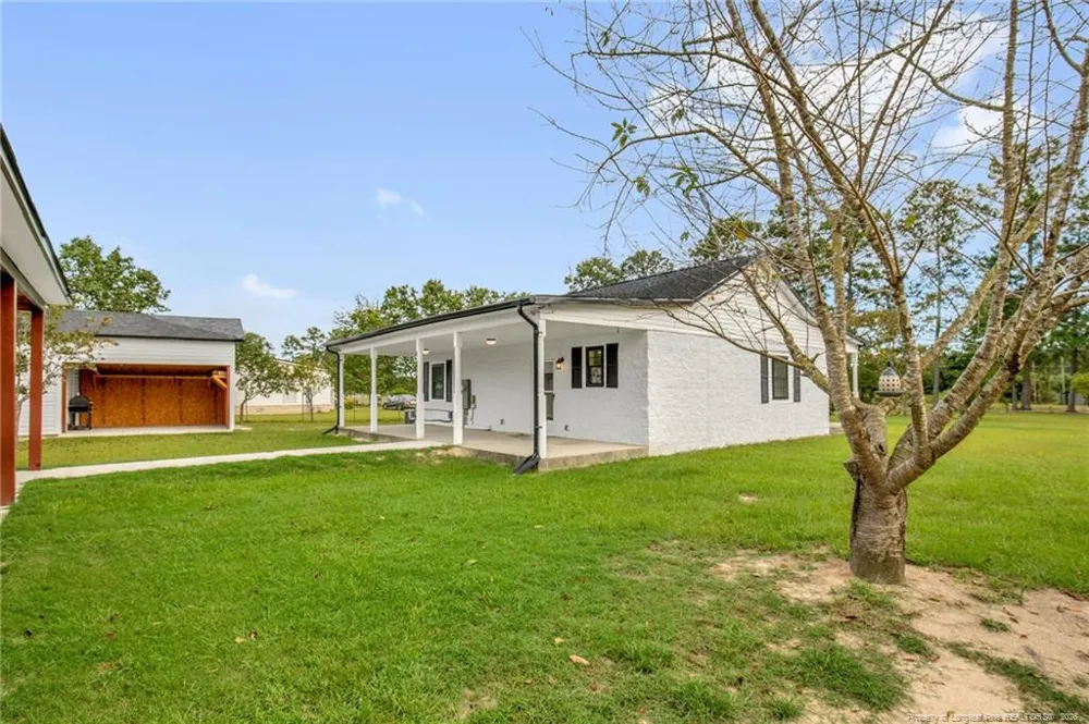 721 Cope Rd Red Springs, NC 28377