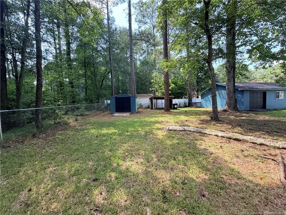 11320 Edinburgh Drive Laurinburg, NC 28352