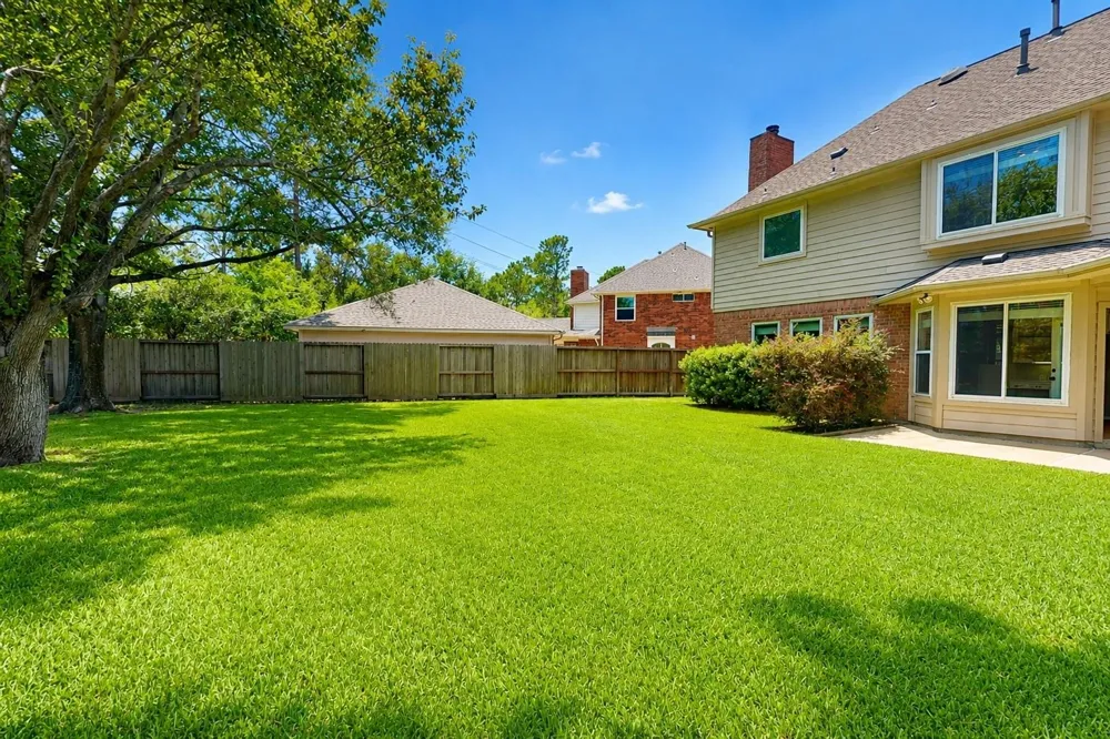 23027 Lodgepoint Drive Katy, TX 77494