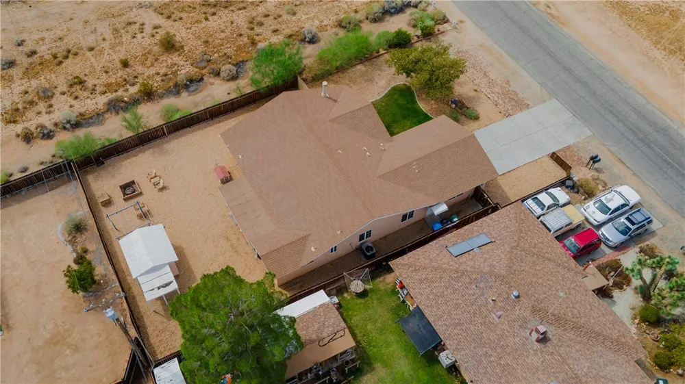 21648 95th California City, CA 93505