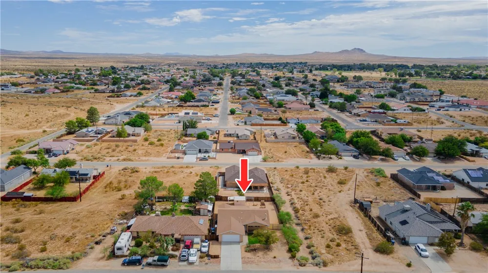 21648 95th California City, CA 93505