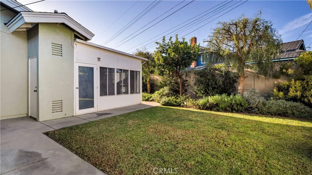 12871 Loretta Drive Santa Ana, CA 92705