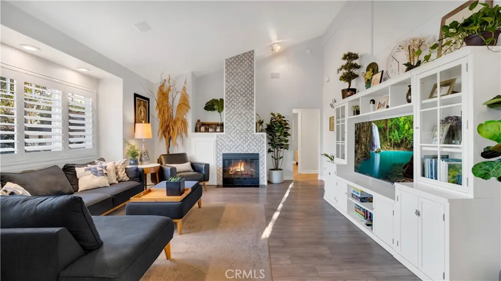 12871 Loretta Drive Santa Ana, CA 92705